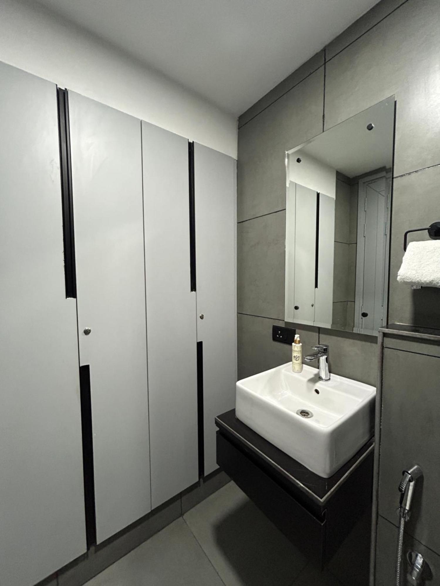 Bedchambers Serviced Apartment, Golf Course, Gurgaon Zewnętrze zdjęcie