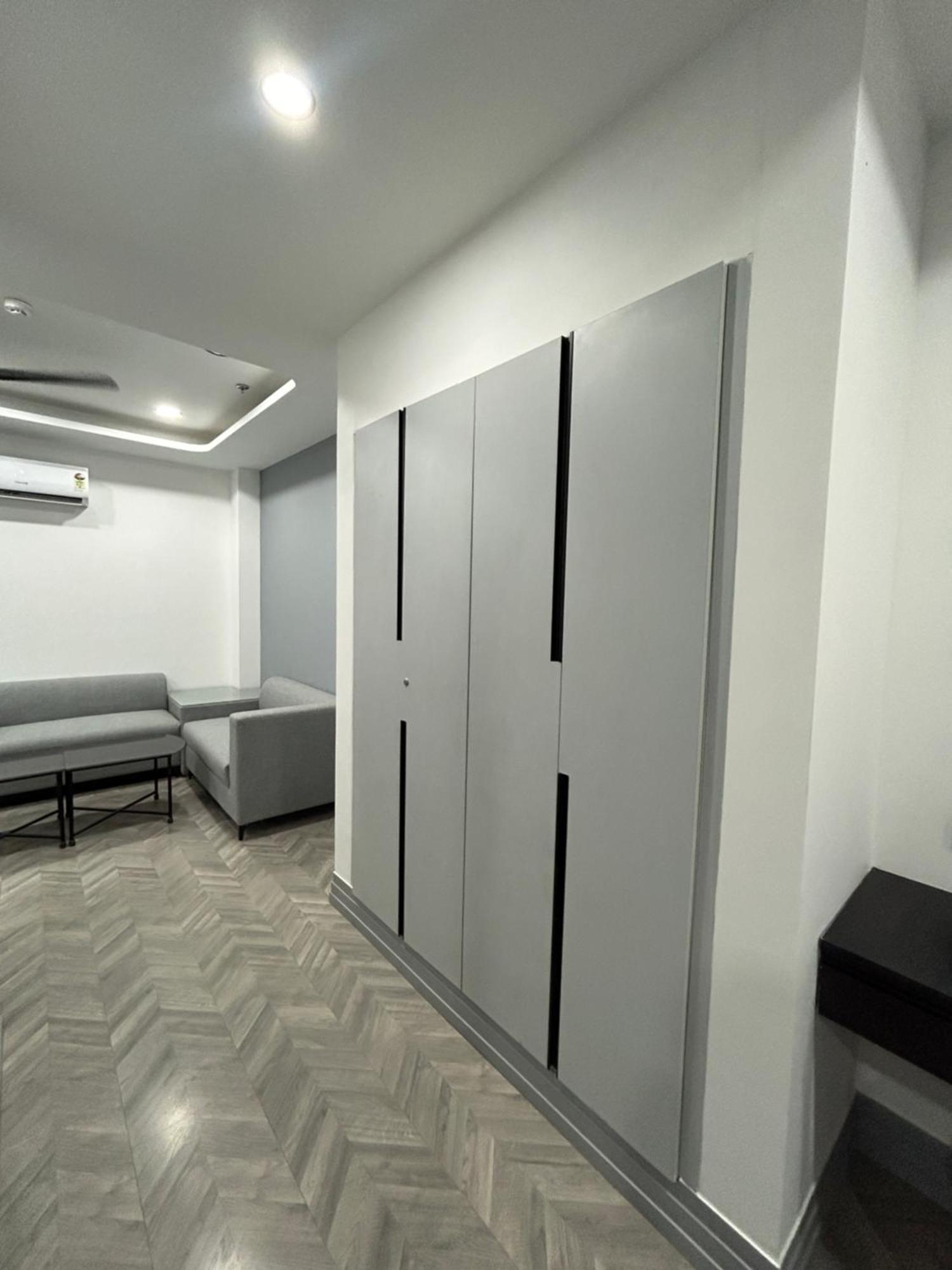Bedchambers Serviced Apartment, Golf Course, Gurgaon Zewnętrze zdjęcie