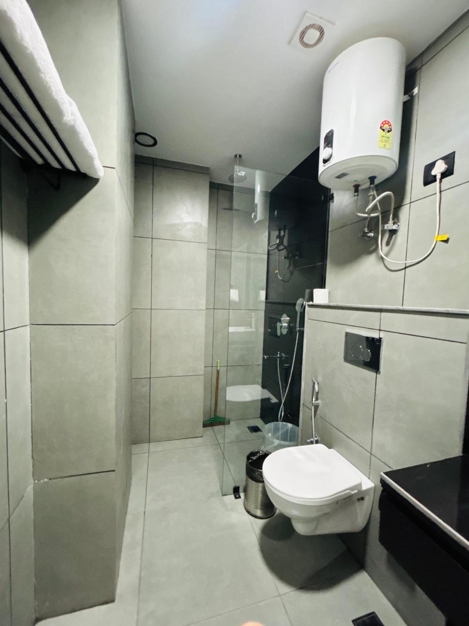 Bedchambers Serviced Apartment, Golf Course, Gurgaon Zewnętrze zdjęcie