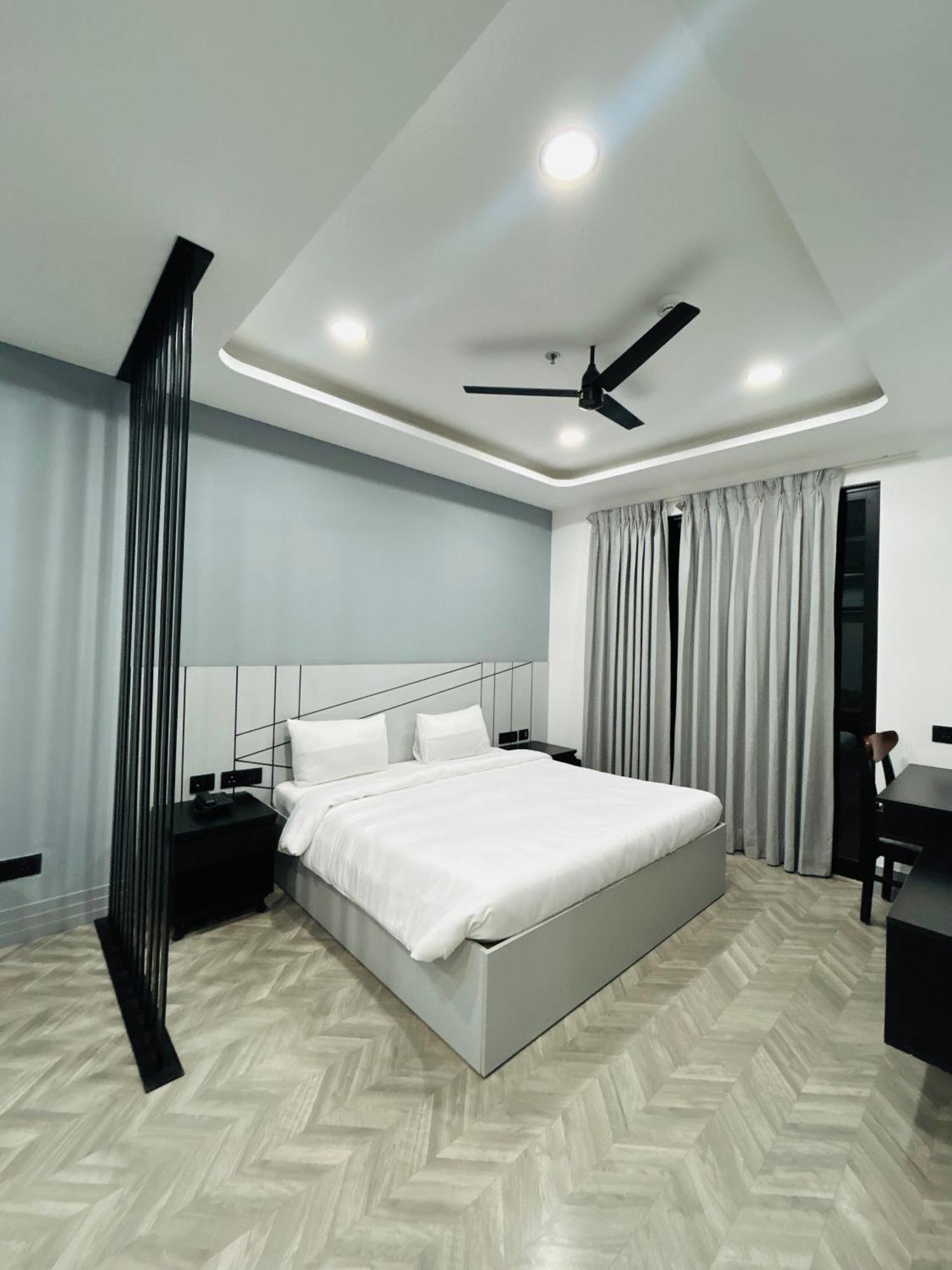 Bedchambers Serviced Apartment, Golf Course, Gurgaon Zewnętrze zdjęcie