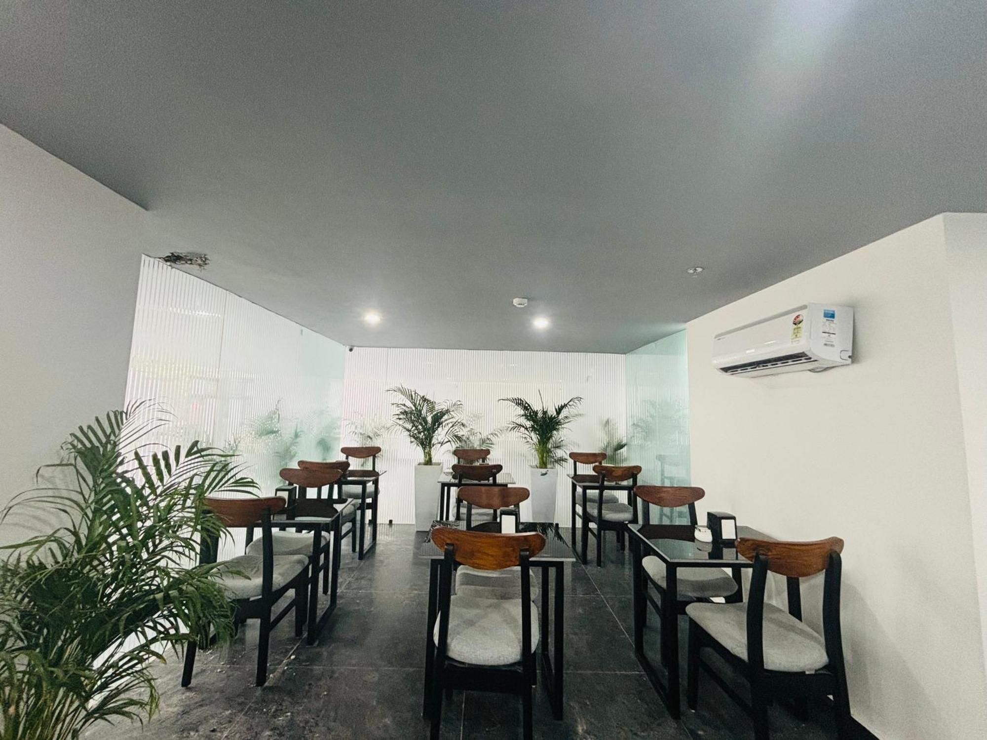 Bedchambers Serviced Apartment, Golf Course, Gurgaon Zewnętrze zdjęcie